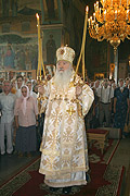 Митрополит Крутицкий и Коломенский Ювеналий совершил Литургию в Никольском храме на Рогожском кладбище